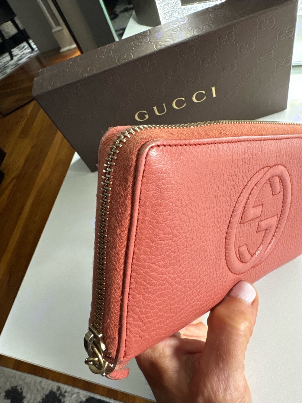 Gucci terracotta Leather Zip-Around Wallet with Embossed GG - Picture 3 of 9